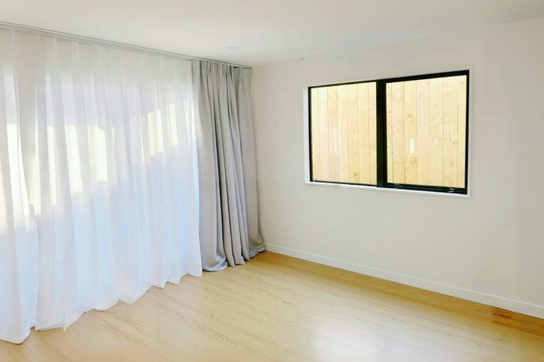 Photo of property in 4/42 Marvon Downs Avenue, Pakuranga Heights, Auckland, 2010