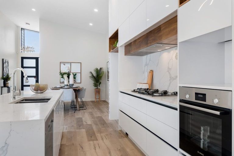 Photo of property in 12 Riverhead Point Drive, Riverhead, 0820