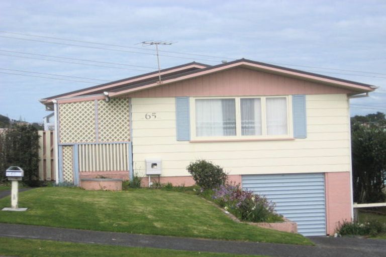 Photo of property in 65 Marama Crescent, Spotswood, New Plymouth, 4310