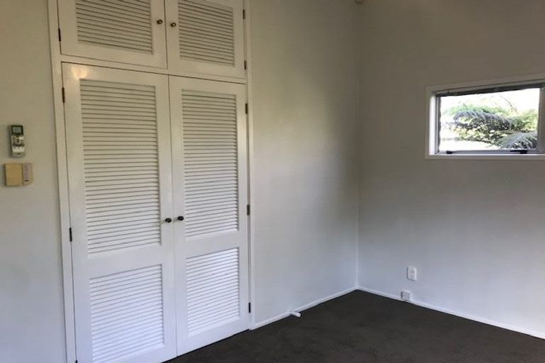 Photo of property in 9 John Gill Road, Cockle Bay, Auckland, 2014