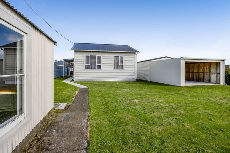 Photo of property in 12 Terou Street, Manaia, 4612