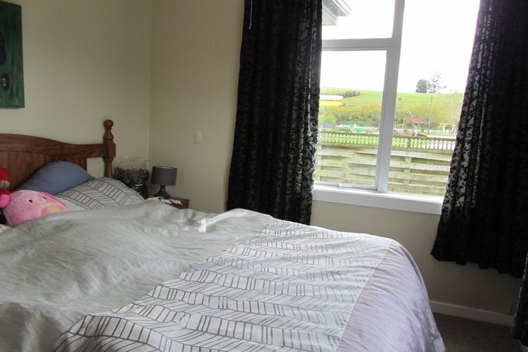 Photo of property in 32 Level Street, Dipton, 9791