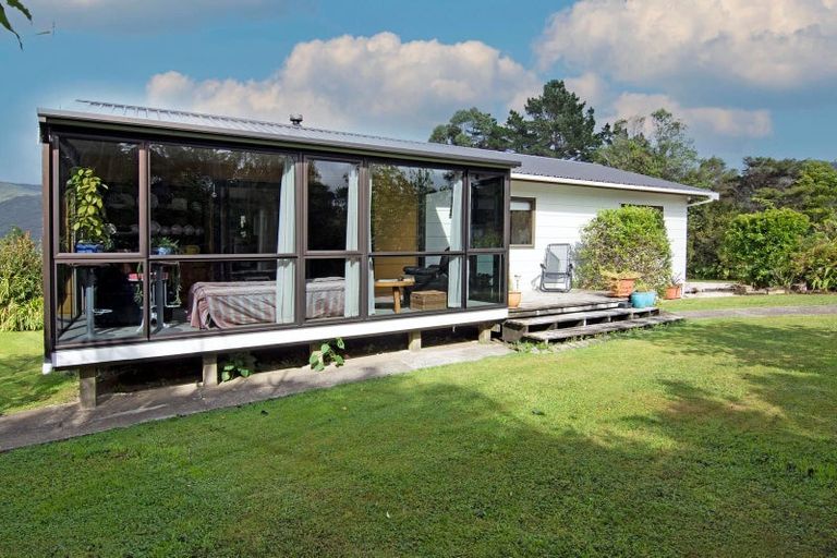 Photo of property in 21 Pakawau-bush Road, Pakawau, Collingwood, 7073