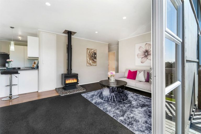 Photo of property in 31 Scott Road, Stanmore Bay, Whangaparaoa, 0932