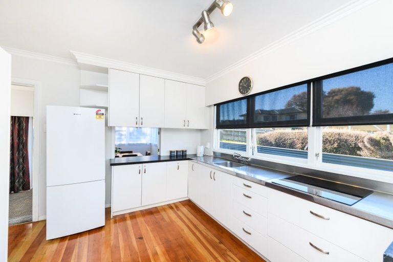 Photo of property in 33 Long Melford Road, Awapuni, Palmerston North, 4412