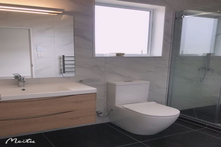 Photo of property in 38 Takurua Terrace, Orewa, 0931