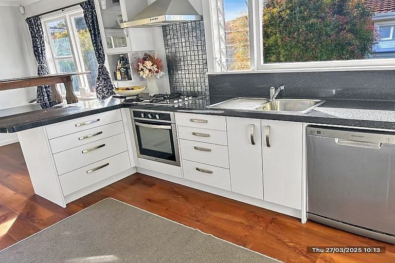 Photo of property in 15 Kitchener Street, Lansdowne, Masterton, 5810