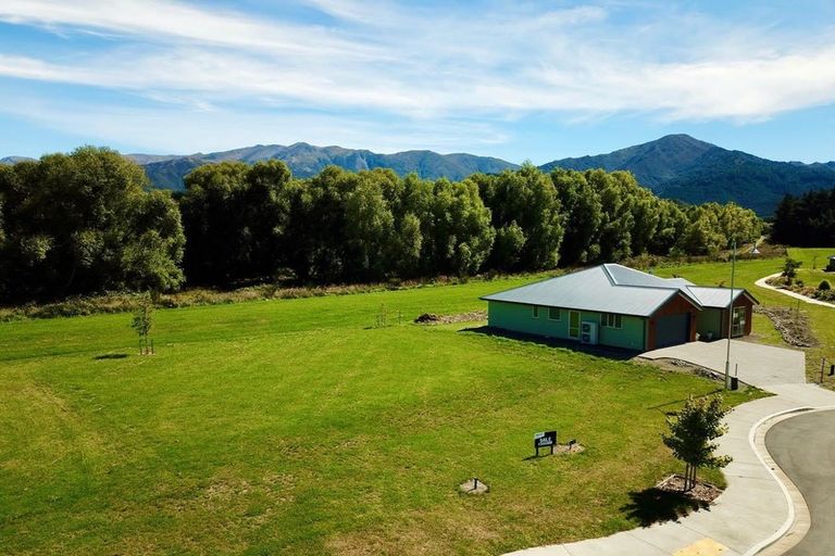 Photo of property in 13 Percival Close, Hanmer Springs, 7334