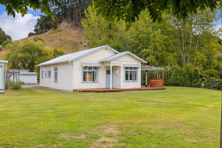 Photo of property in 15 Tawa Street, Manunui, Taumarunui, 3924