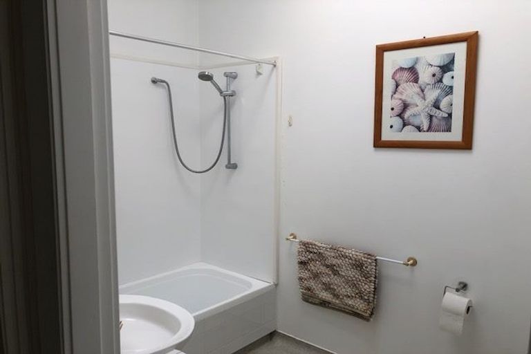 Photo of property in 1/10 Hobson Crescent, Thorndon, Wellington, 6011