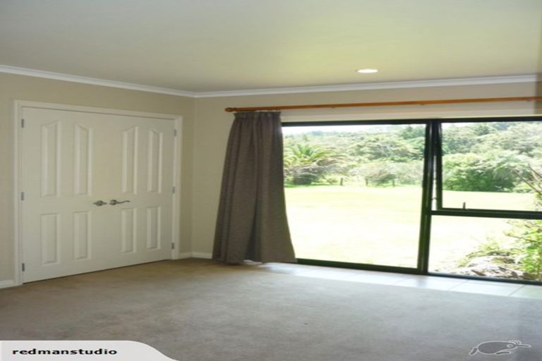 Photo of property in 355 Henderson Valley Road, Henderson Valley, Auckland, 0612