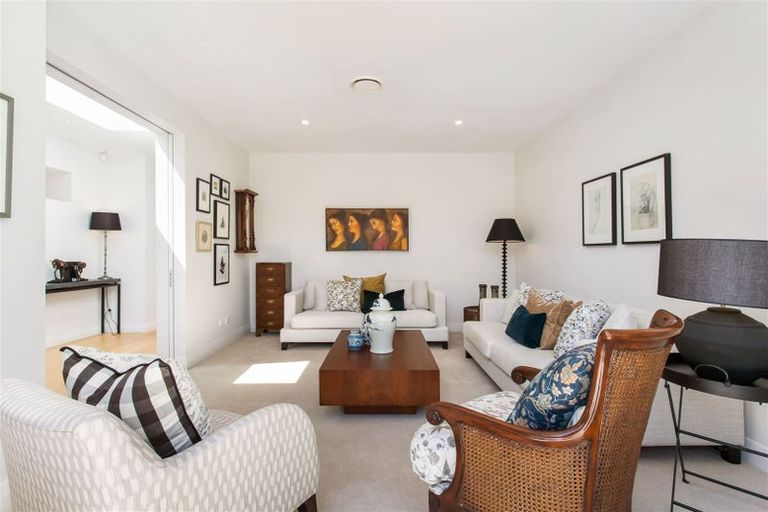 Photo of property in 25 Cox Street, Merivale, Christchurch, 8014