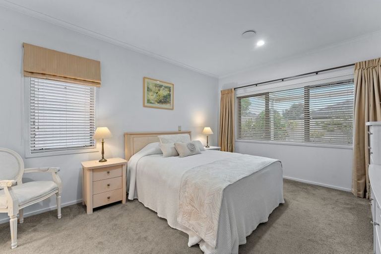 Photo of property in 5 Sophia Place, Karaka, Papakura, 2113