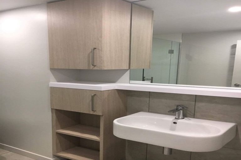 Photo of property in Vsp South, 707/166 Victoria Street, Te Aro, Wellington, 6011