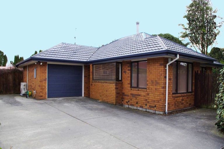 Photo of property in 290 Yaldhurst Road, Avonhead, Christchurch, 8042