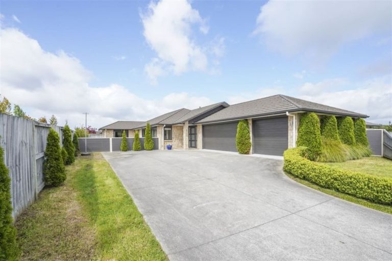Photo of property in 9 Wessex Place, Rototuna North, Hamilton, 3210