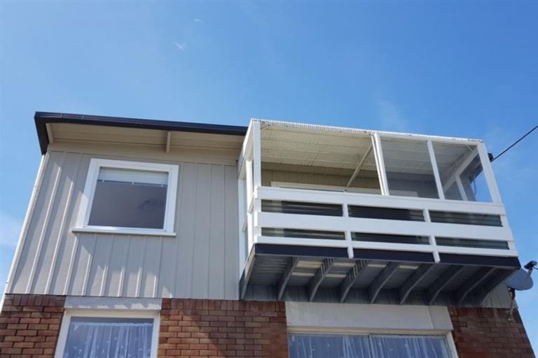 Photo of property in 3/53 Young Street, New Plymouth, 4310