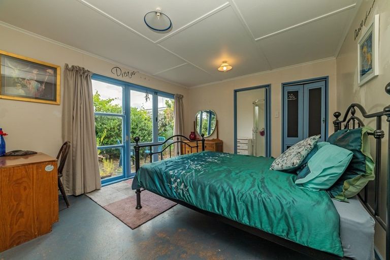 Photo of property in 37 Shamrock Street, Takaro, Palmerston North, 4412