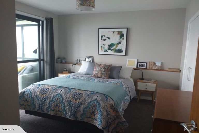 Photo of property in 102 Grafton Road, Roseneath, Wellington, 6011