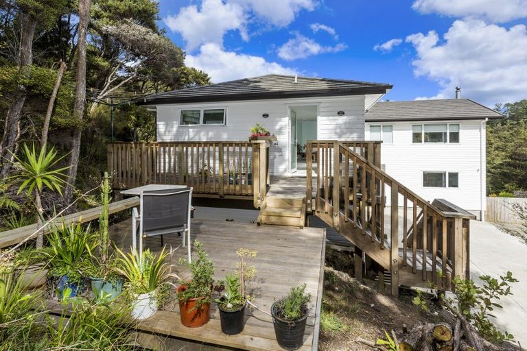 Photo of property in 339a Glenvar Road, Long Bay, Auckland, 0630