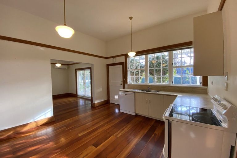 Photo of property in 97 Kuratawhiti Street, Greytown, 5794