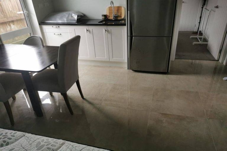 Photo of property in 15 Derwent Place, Flagstaff, Hamilton, 3210