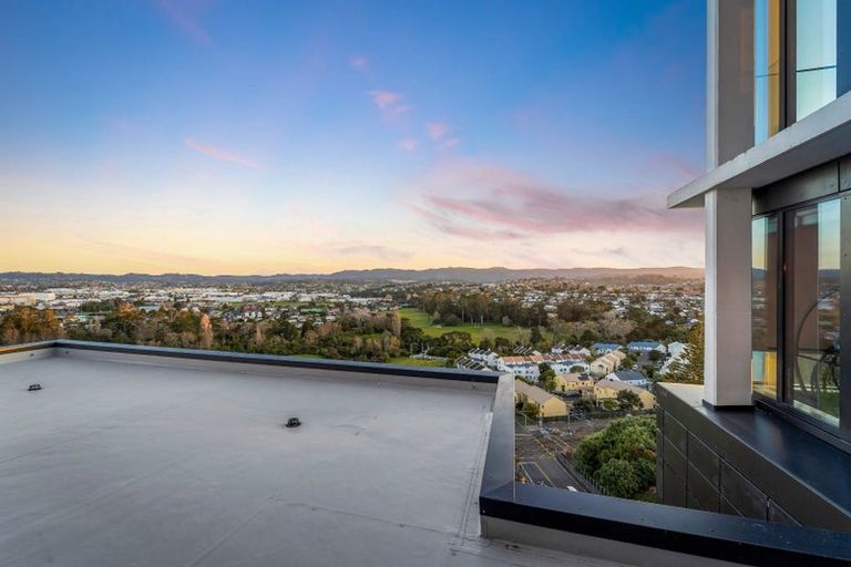 Photo of property in 1001/1 Buscomb Avenue, Henderson, Auckland, 0610