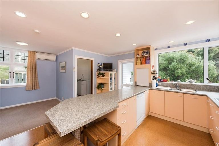 Photo of property in 5 Kio Road, Hataitai, Wellington, 6021