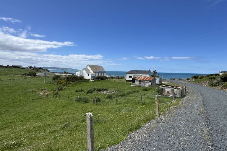 Photo of property in Wood Street, Kaka Point, 9271