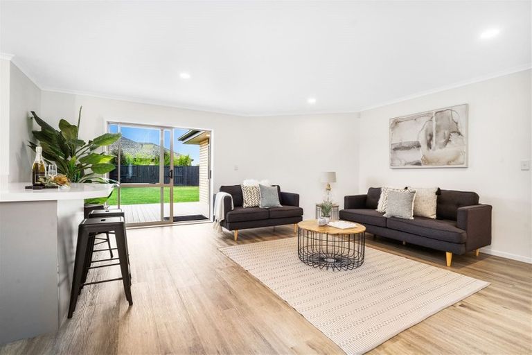 Photo of property in 58 Farringdon Avenue, Rototuna North, Hamilton, 3210