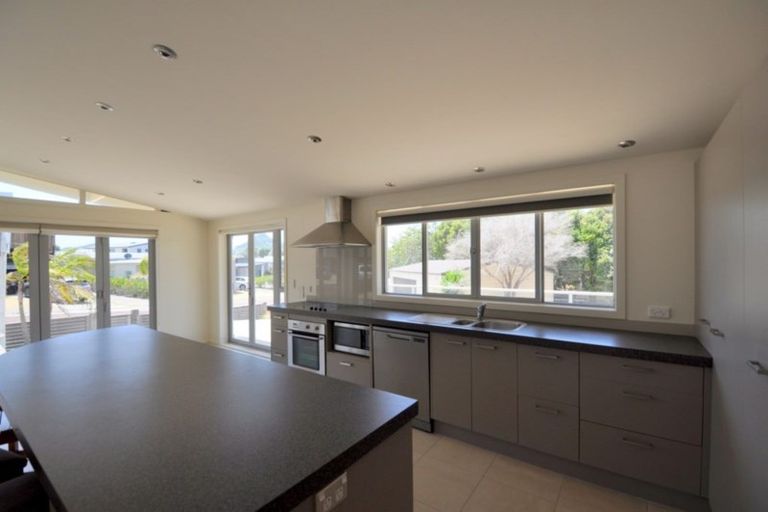 Photo of property in 9 Oceanair Drive, Pauanui, Hikuai, 3579
