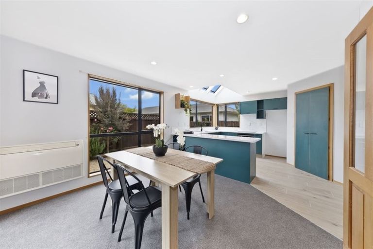 Photo of property in 2/16 Cardiff Avenue, Somerfield, Christchurch, 8024