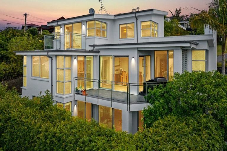 Photo of property in 41 Prospect Terrace, Milford, Auckland, 0620