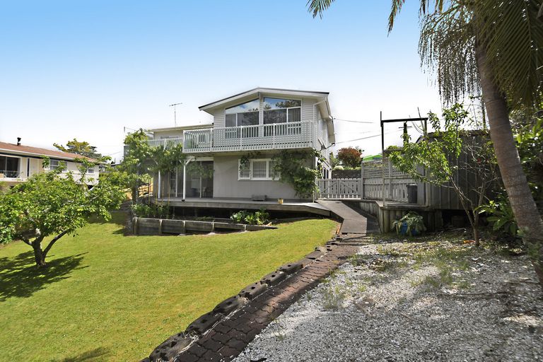 Photo of property in 3 Bellevue Avenue, Wellsford, 0900