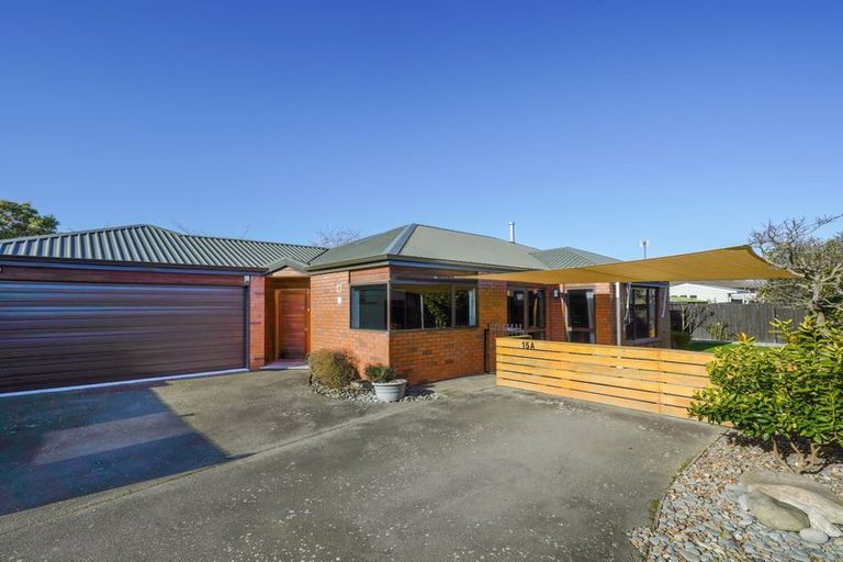 Photo of property in 1/15 Jocelyn Street, Casebrook, Christchurch, 8051