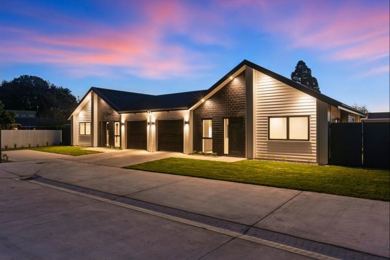 Photo of property in 11d Gordon Place, Levin, 5510