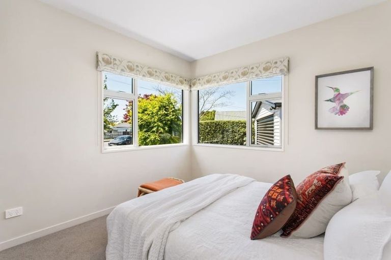 Photo of property in 32 Koromiko Street, Saint Martins, Christchurch, 8022