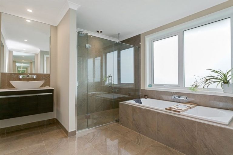 Photo of property in 44 Seachange Drive, Leamington, Cambridge, 3432