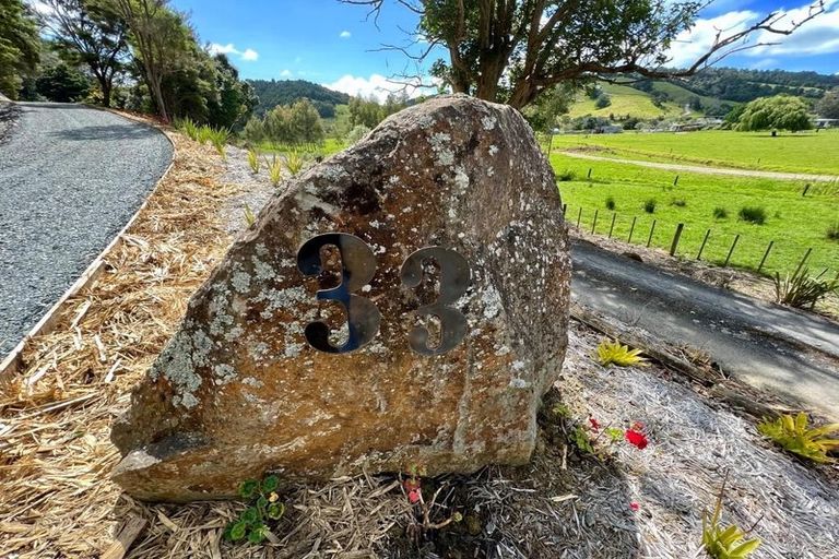 Photo of property in 33 Grahamtown Road, Onerahi, Whangarei, 0174