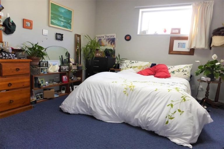 Photo of property in 3/35 Home Street, Mount Victoria, Wellington, 6011