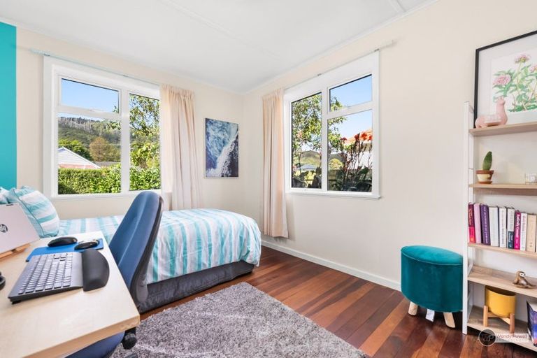 Photo of property in 4 Poole Street, Taita, Lower Hutt, 5011