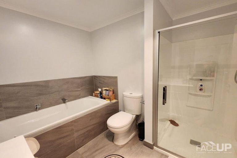 Photo of property in 21 Spotted Dove Road, Hobsonville, Auckland, 0616