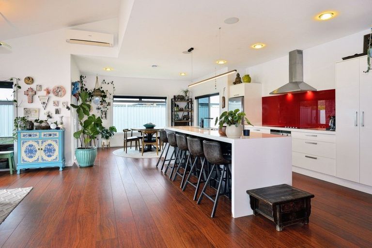 Photo of property in 13 Charteris Rise, Riverdale, Gisborne, 4010