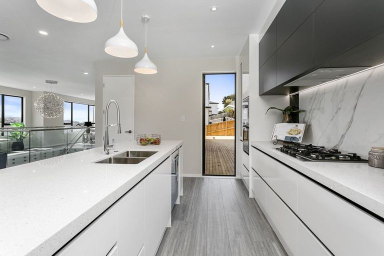 Photo of property in 47 Colonial Drive, Silverdale, 0932