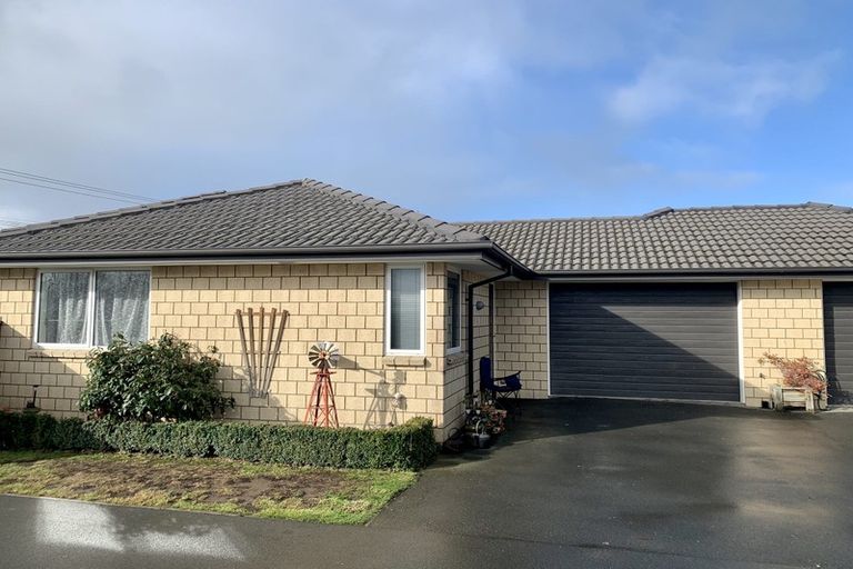 Photo of property in 19 Leeston Lake Road, Leeston, 7632