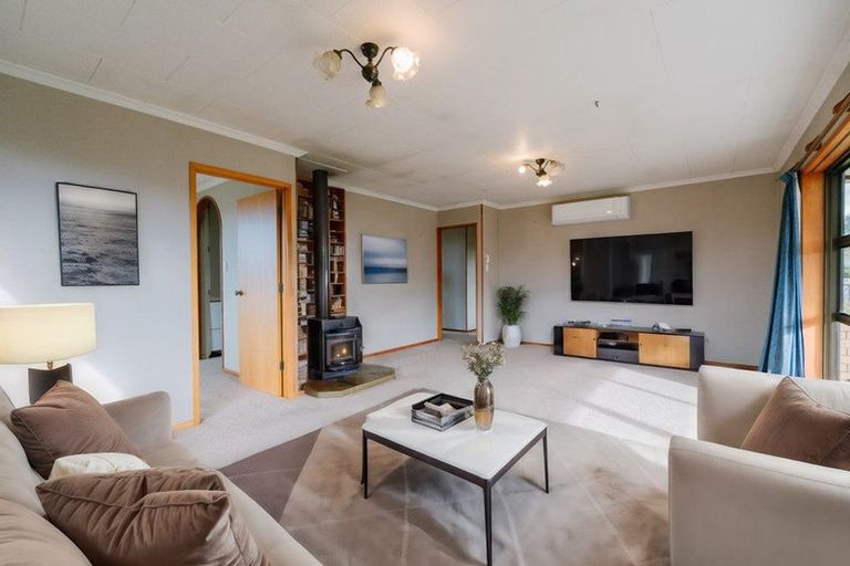 Photo of property in 2 Raeburn Place, Gore, 9710