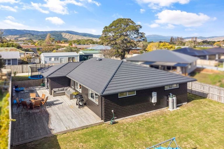 Photo of property in 7b Te Manuao Road, Otaki, 5512