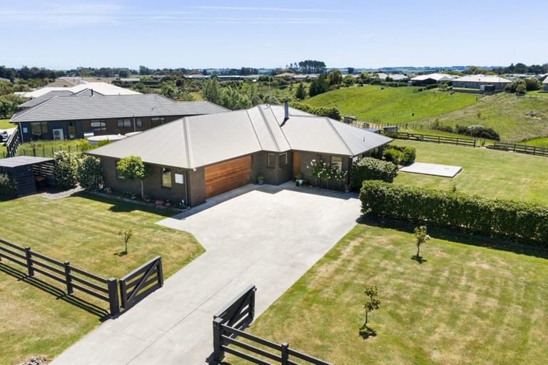 Photo of property in 115 Mount Taylor Drive, Feilding, 4775