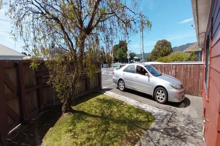 Photo of property in 64 Wakefield Street, Alicetown, Lower Hutt, 5010
