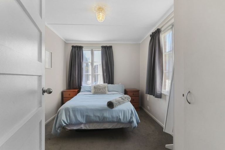 Photo of property in 16 Cleland Crescent, Naenae, Lower Hutt, 5011